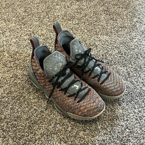 Lebron 16 20 20 Men’s Size 9 - Picture 1 of 7